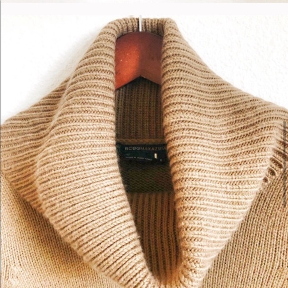 BCBG Maxazria Short Sleeve Cowl Wool Neck Sweater - Picture 2 of 6